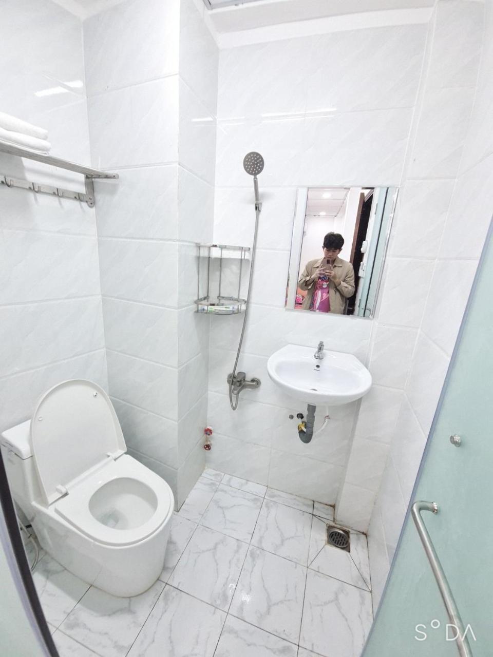 The Hogwarts Vietnam Hotel Ho Chi Minh-stad Buitenkant foto